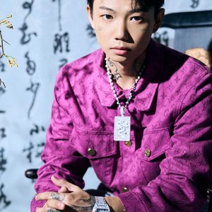 青年女人屄日进好舒服
